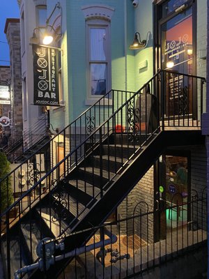 Jojo Restaurant and Bar by null