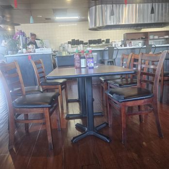 Pho Hut - Vietnamese Near Me - Bakersfield, California