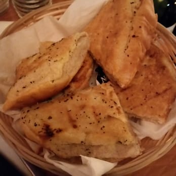Eduardo Duluth - Rosemary infused bread. Fabulous!!! - Italian Near Me - Montreal, Quebec
