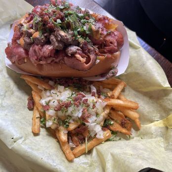Dirt Dog - DUI Dog & Chili Fries - Hot Dogs Near Me - Las Vegas, Nevada
