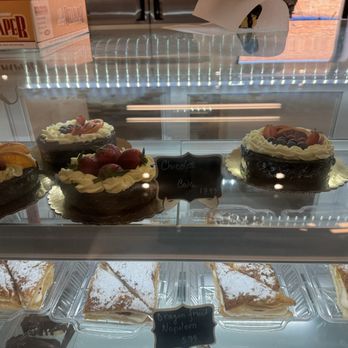 Touch Of Europe - Cakes - Patisserie/Cake Shop Near Me - Lima, Ohio