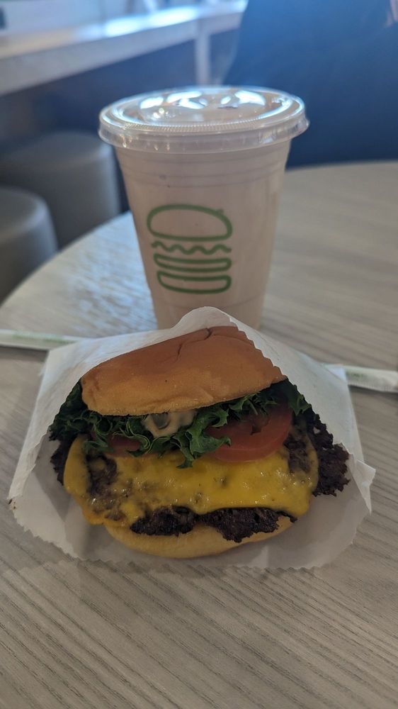 Shake Shack Logo