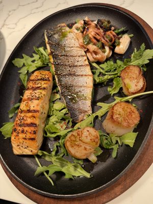 Tiffany's Bar and Bistro by null