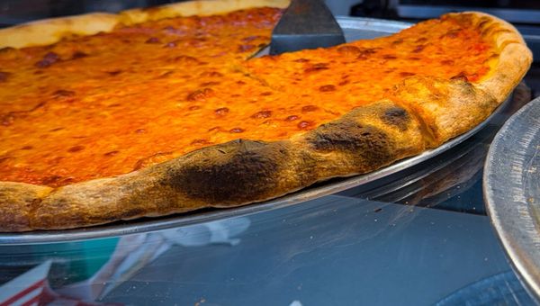 Norm's Pizza by null