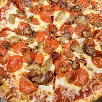 Marco's Pizza - Ultimate Magnifico - Pizza Near Me - Pearland, Texas Marco's Pizza - Ultimate Magnifico - Pizza Near Me - Pearland, Texas