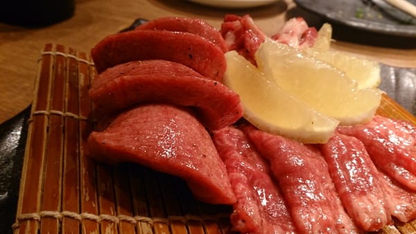 Sumibi Yakiniku Nakahara by null
