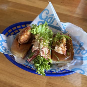 Garbo’s - Lobster roll sampler - Seafood Near Me - Austin, Texas