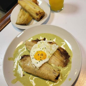 Dahlia Cafe - a plate of food and a glass of orange juice - Breakfast & Brunch Near Me - Union, Missouri
