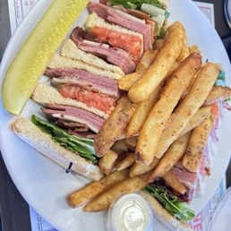 Pastrami club very good Pastrami club very good