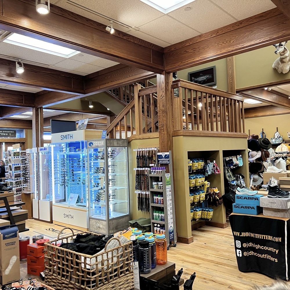 Bend Oregon Fly Tying Shops Near Me Local Fly Fishing Shops Near