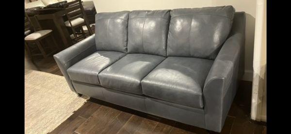 Mary O'Neill's Irish Pub by null