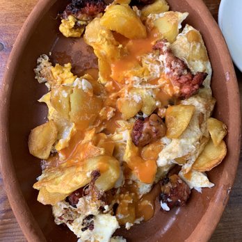 Casa Toni - Huevos rotos con chorizo- excellent! - Tapas/Small Plates Near Me - Madrid, M