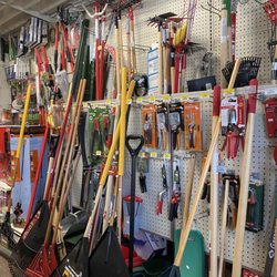 Holland Hardware