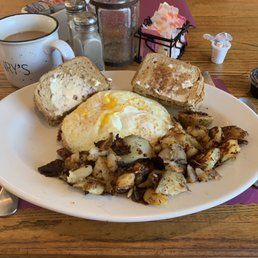 Corn Beef Hash and eggs! Corn Beef Hash and eggs!