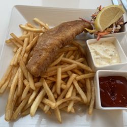 Lakeside Grill - Fish and chips