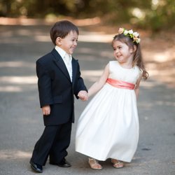 Portrait Design By Shanti - cuteness on a wedding day