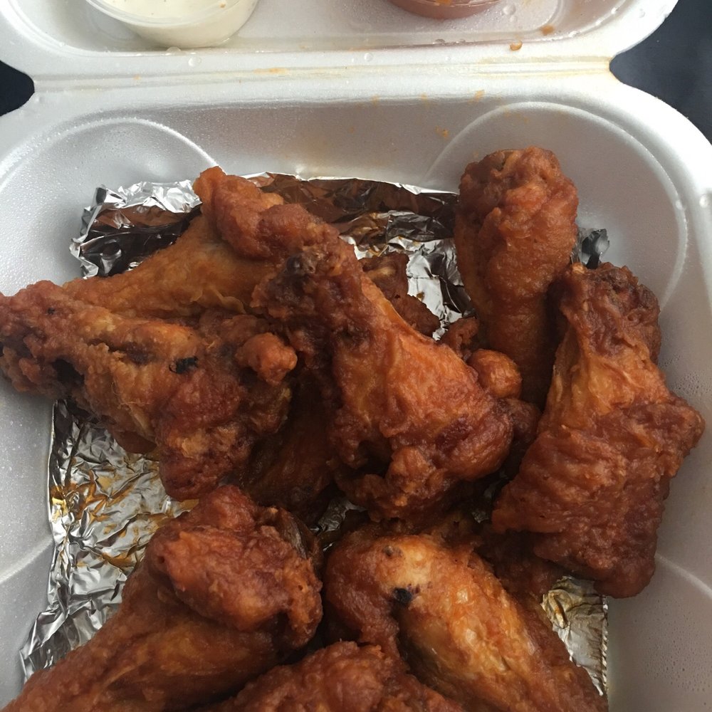Pomodoro's Pizza - Beautiful tasty wings !!! - Pizza Near Me - North Miami Beach, Florida Pomodoro's Pizza - Beautiful tasty wings !!! - Pizza Near Me - North Miami Beach, Florida
