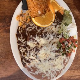 Enchiladas de Mole Enchiladas de Mole