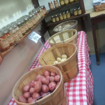 Beech Spring Farm Market - Fresh veggies and canned goods - Fruits & Veggies Near Me - Winchester, Kentucky Beech Spring Farm Market - Fresh veggies and canned goods - Fruits & Veggies Near Me - Winchester, Kentucky