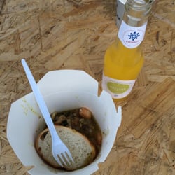 Różowa Krewetka - Set Thai (15 krewet, imbir, trawa cytrynowa, mleko kokosowe, czosnek, bagietka)  25 zł + lemoniada gruszkowa (5 zł)