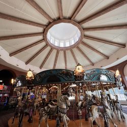 Family Fun Center - Carousel