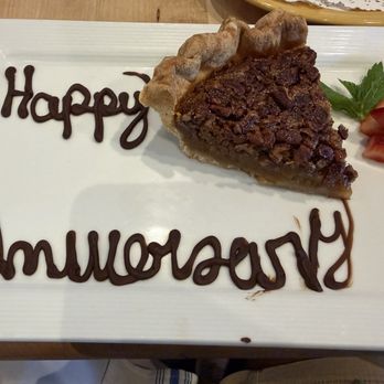 Chez Zee American Bistro - Pecan pie - Desserts Near Me - Austin, Texas