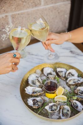 Crudo Ceviche & Oyster Bar by null