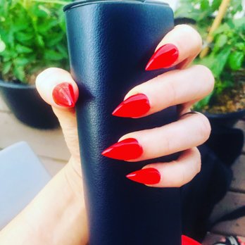 V Nails & Spa - Full set gel polish. Mid-length stiletto style nail shape. - Nail Salons Near Me - Bismarck, North Dakota