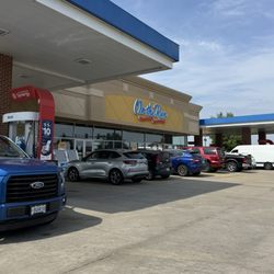 Mobil - Exterior view