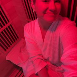 Deep Blue Moon Infrared Sauna Studio