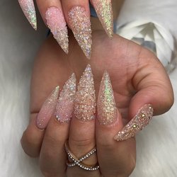 J Nails & Spa - Nails