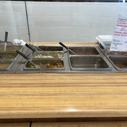 Dots Soul Food Restaurant - Hot food bar