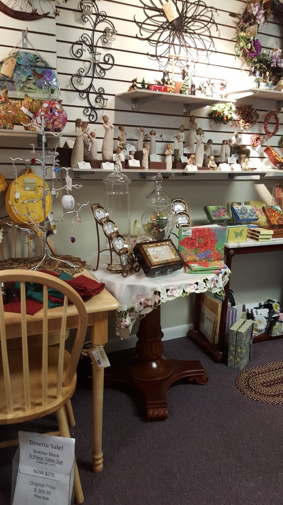 FLOWERS IN THE ATTIC Updated October 2024 161 Spring St, Newton