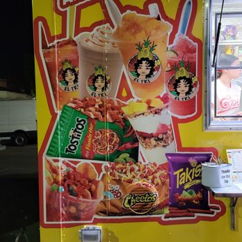 El Tri Raspados - Back end of their truck - Shaved Ice Near Me - Ivanhoe, California El Tri Raspados - Back end of their truck - Shaved Ice Near Me - Ivanhoe, California