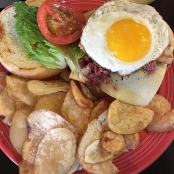 Blackbird Café - Danny had the burger with fried egg - Cafes Near Me - Long Beach, California Blackbird Café - Danny had the burger with fried egg - Cafes Near Me - Long Beach, California