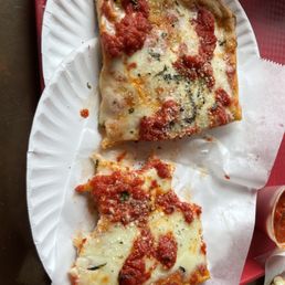 Tasteless pizza