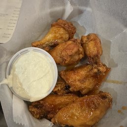 Cuginos Breaded Wings