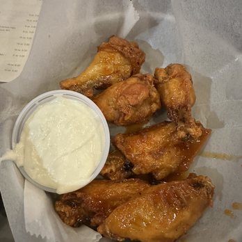 Cugino's - Cuginos Breaded Wings - Pizza Near Me - Florissant, Missouri