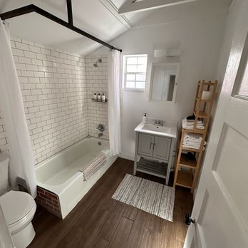 The Lincoln Marfa - Hotels Near Me - Marfa, Texas The Lincoln Marfa - Hotels Near Me - Marfa, Texas