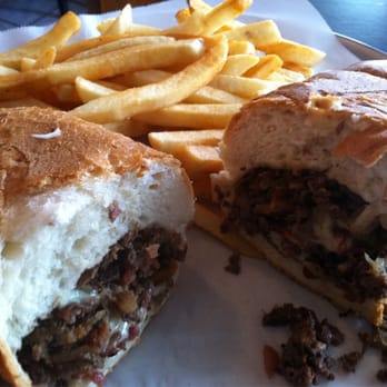 Metro Caffe - Burgers Near Me - San Francisco, California Metro Caffe - Burgers Near Me - San Francisco, California
