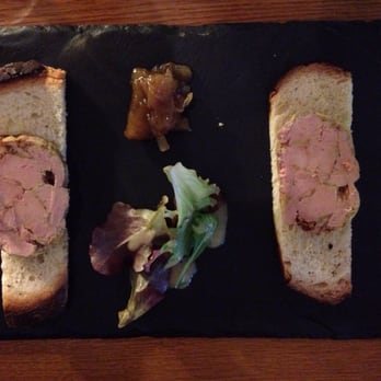 L'Affaire de Goût - Entrée du menu : bruschettas de foie gras accompagnées de chutney de figue ! - French Near Me - Rochelle (La), 17 L'Affaire de Goût - Entrée du menu : bruschettas de foie gras accompagnées de chutney de figue ! - French Near Me - Rochelle (La), 17
