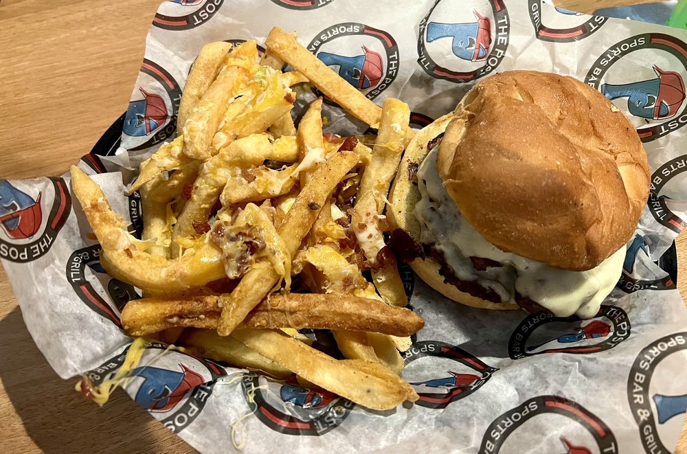 THE POST SPORTS BAR & GRILL 34 Photos & 61 Reviews 568 Old Smizer