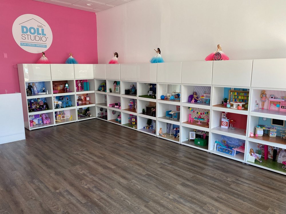 Little Doll Studio Logo
