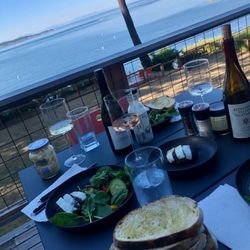 Orcas Island Market - Spectacular view with dinner and great wines
