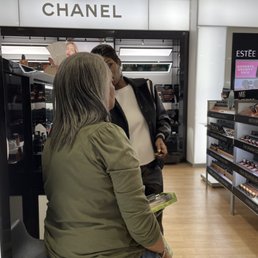 Shay with Chanel helping my mother! Shay with Chanel helping my mother!