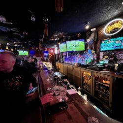 Five O'Clock Club - Bar