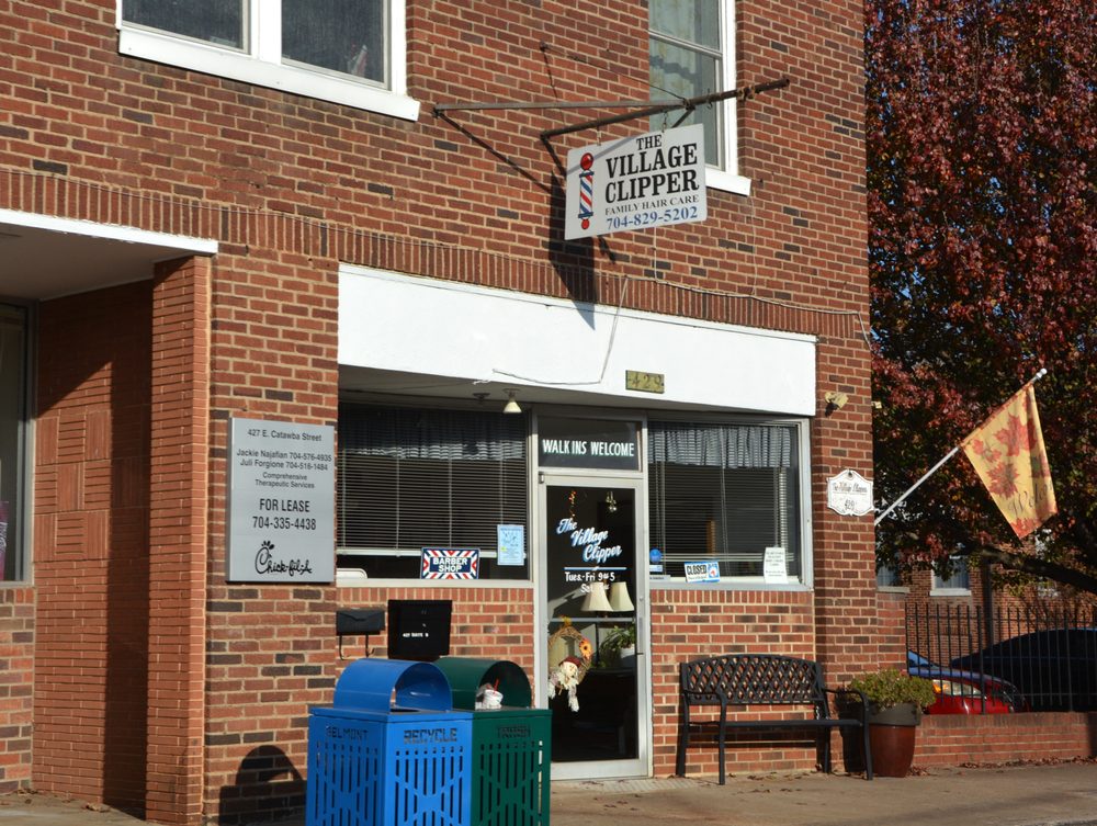 Village Clipper Barber & Style Logo