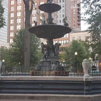 Court Square Center Park - Parks Near Me - Memphis, Tennessee Court Square Center Park - Parks Near Me - Memphis, Tennessee