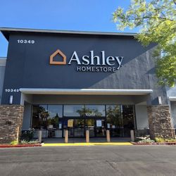 Ashley Store - Entrance