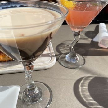 Twisted Oak Tavern - Chocolate Martini, Strawberry lemon drink - American Near Me - Camarillo, California